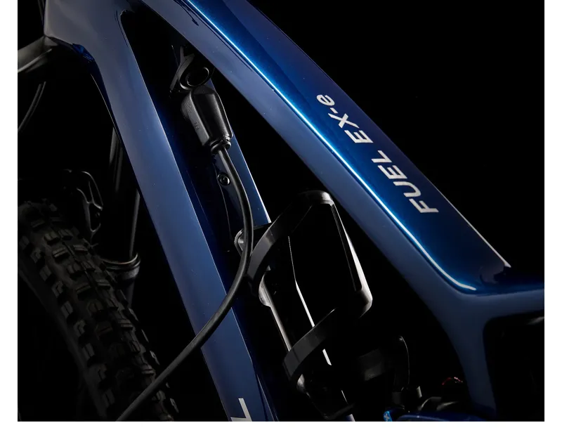 Trek Fuel EXE 9.7 SLX/XT Electric Mountain Bike in Mulsanne Blue-8